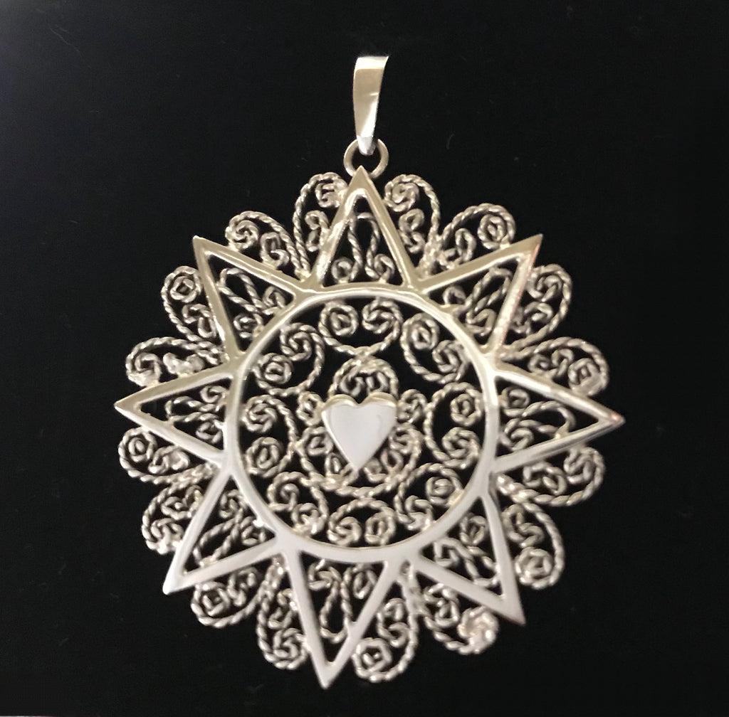 Collana in oro bianco con Presentosa