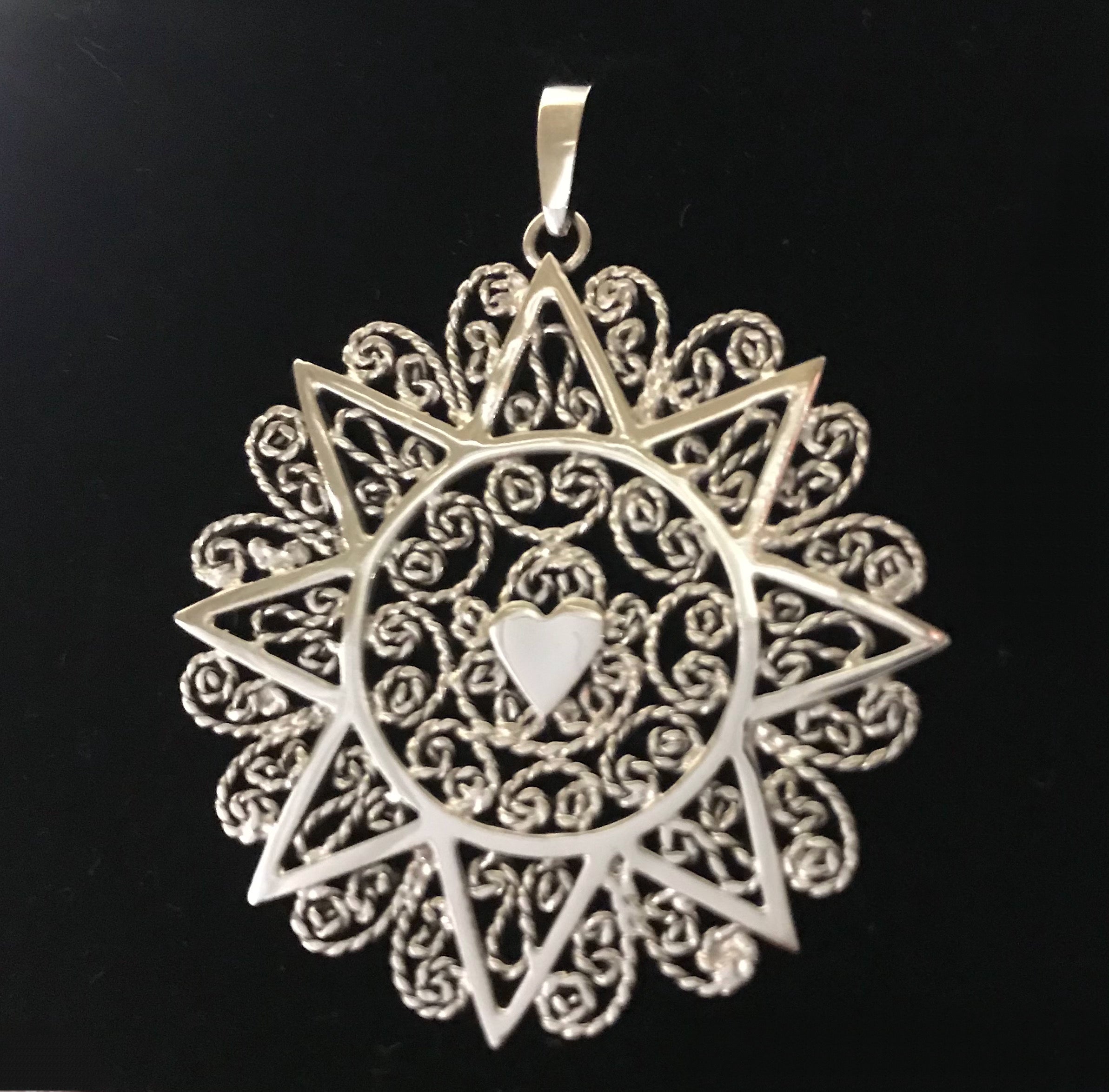 Collana in oro bianco con Presentosa